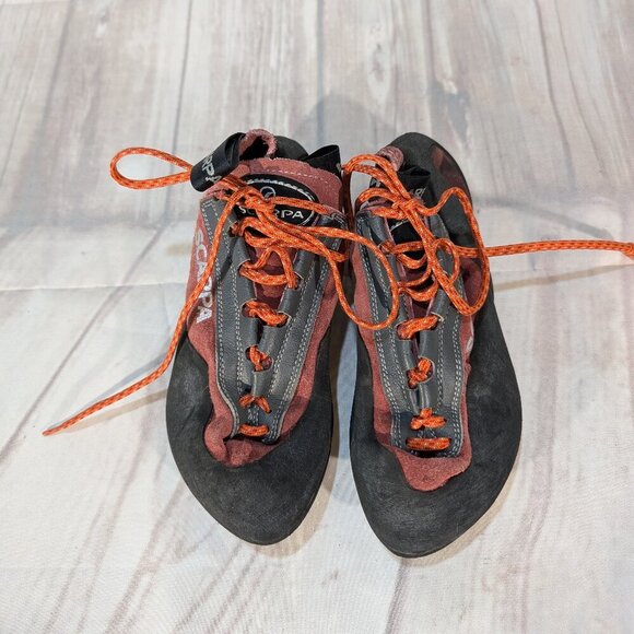 SCARPA Women's Red Grey Climbing Shoes Lace-Up - Picture 1 of 8